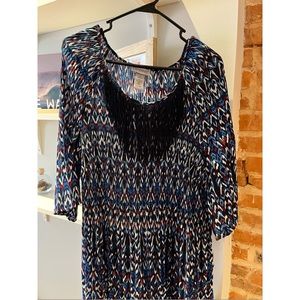 Women’s Fringe Tunic Top 💙❤️